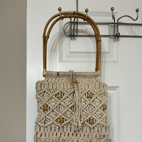 Handmade macrame handbag. Made in Colombia - Picture 2 of 3